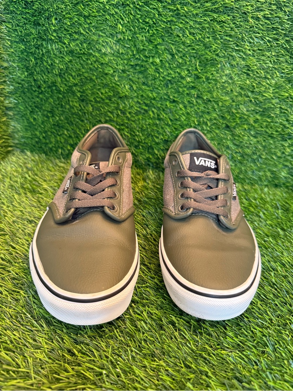Vans Men's Atwood Olive green Low-Top Sneakers canvas-suede men 8.0